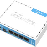 ROUTER MIKROTIK hAP lite RB941-2nD 650MHz 32MB RAM 4xLAN L4